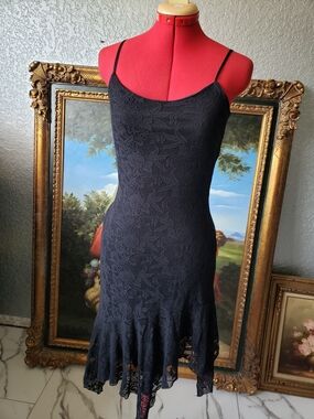 Elegant Black Lace Midi Dress with Spaghetti Straps